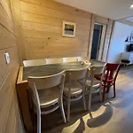 1424 Aconit T 4 Les Menuires Апартаменты Ле-Брюйер