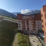 1424 Aconit T 4 Les Menuires * Ле-Брюйер